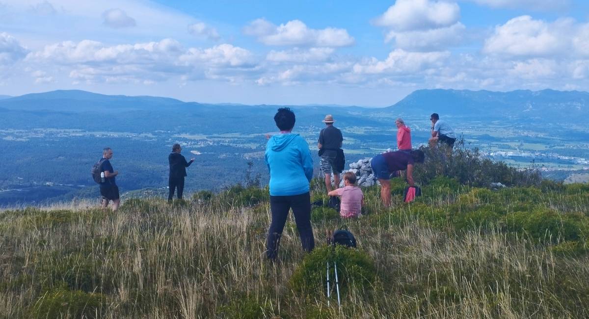 Hiking festival: Let's walk to "Javorniška Baba"