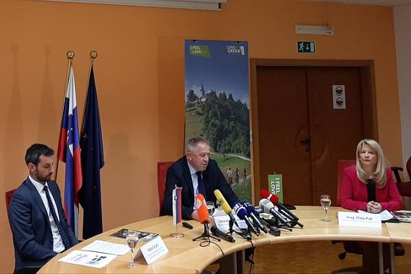 Predstavljeni turistični boni in novi potovalni standardi slovenskega turizma