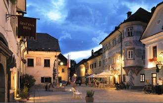 Slovenska mesta se bodo pod okriljem Združenja zgodovinskih mest predstavila v Evropskem parlamentu