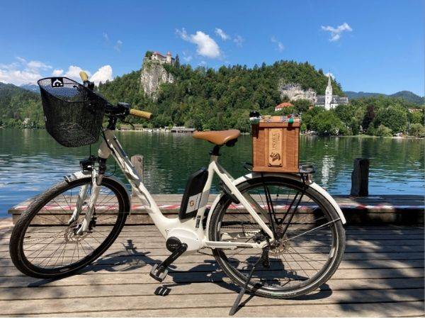 Unlock Bled - the first outdoor escape bike game in the world