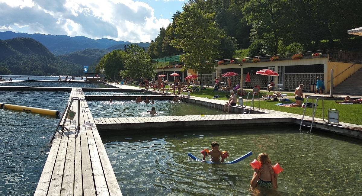 Grajsko kopališče Bled – prvo kopališče v Sloveniji z znakom Slovenia Green Beach