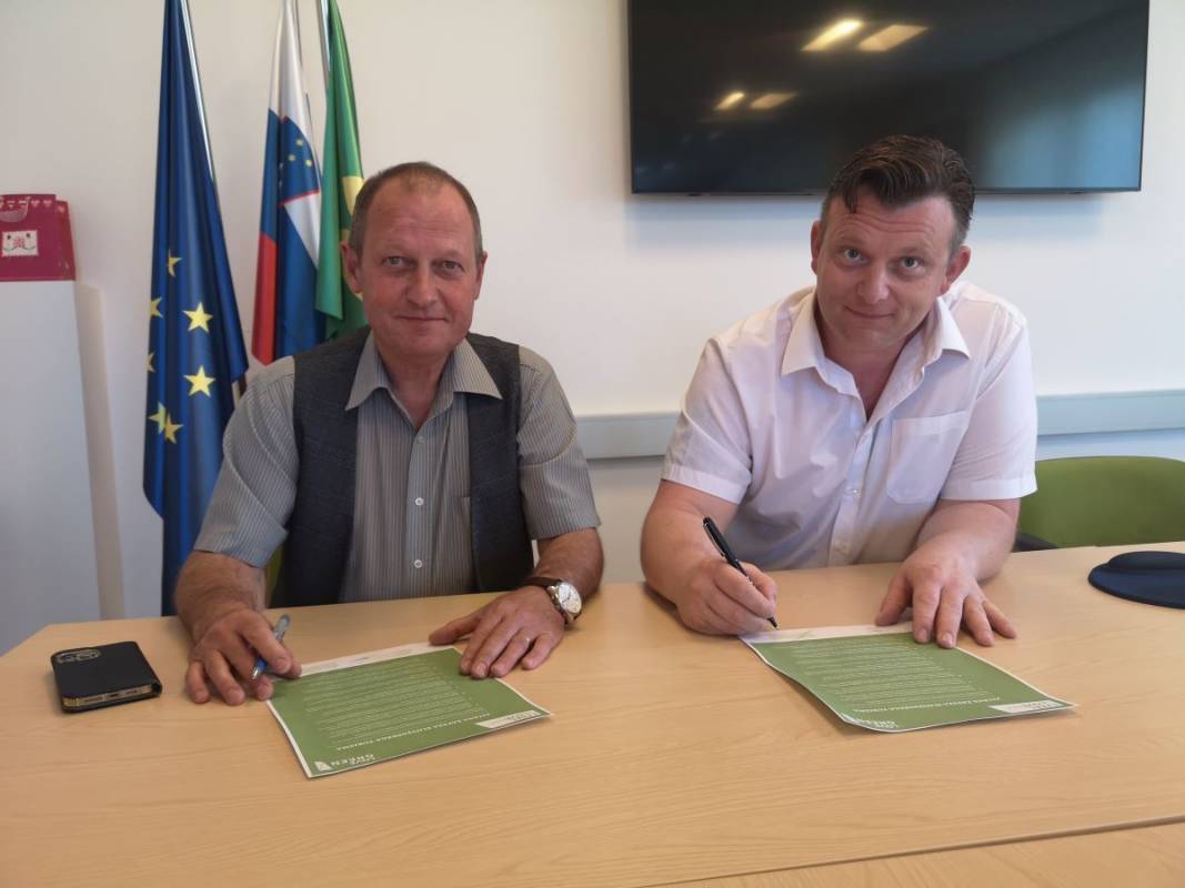 V Žirovnici podpisali zeleno zavezo slovenskega turizma