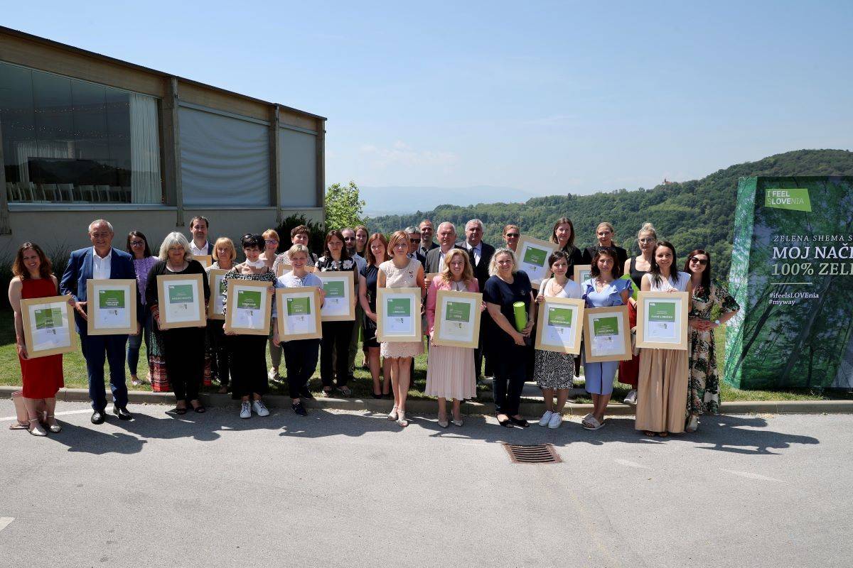 Green Day of Slovenian Tourism 2022: Let's eliminate disposable plastic from tourism!