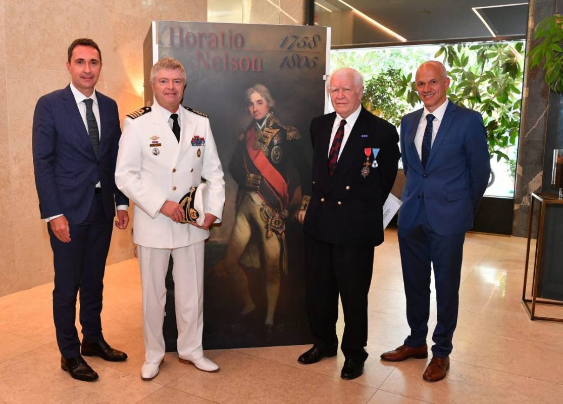 Odkritje spominske plošče admiralu Lordu Nelsonu v Hotelu Slon in odprtje spominske razstave